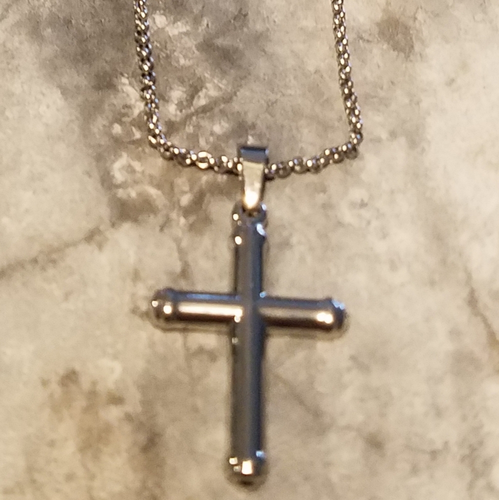 CRUCIFIX NECKLACE